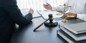 Quién Puede Asesorarte Legalmente, Por Qué Es Clave Elegir Bien